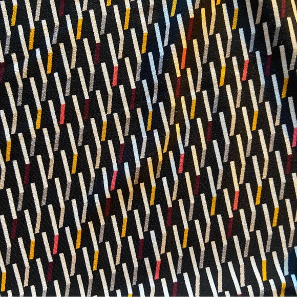 White House Black Market patterned tank, US size- medium - Picture 5 of 5